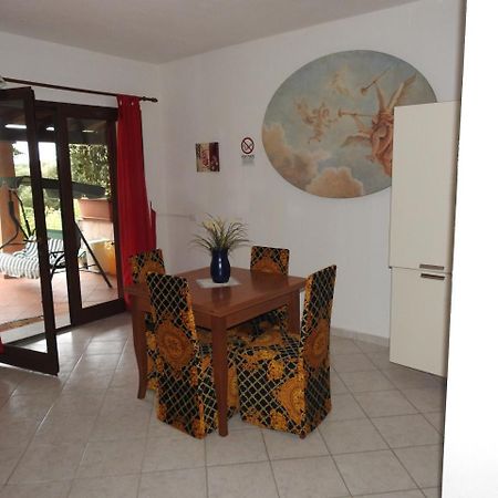 Residence Villa Smeralda Telti Kültér fotó