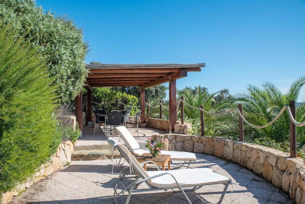 Residence Villa Smeralda Telti Kültér fotó