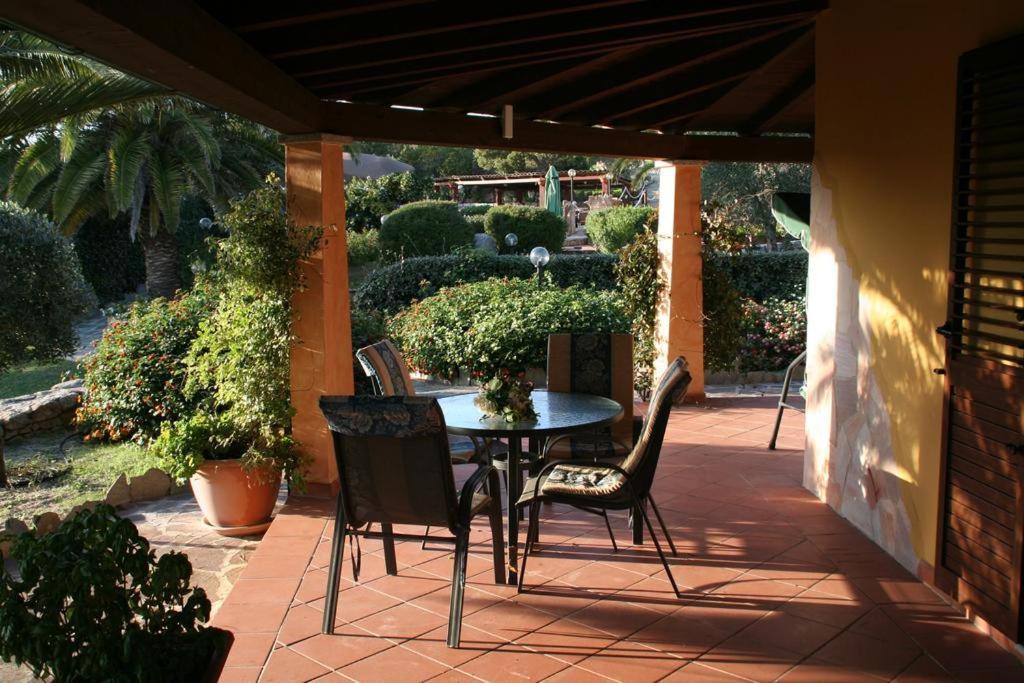 Residence Villa Smeralda Telti Kültér fotó